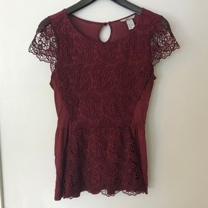 H&M Lace Blouse Defined Waist Maroon Cap Sleeve